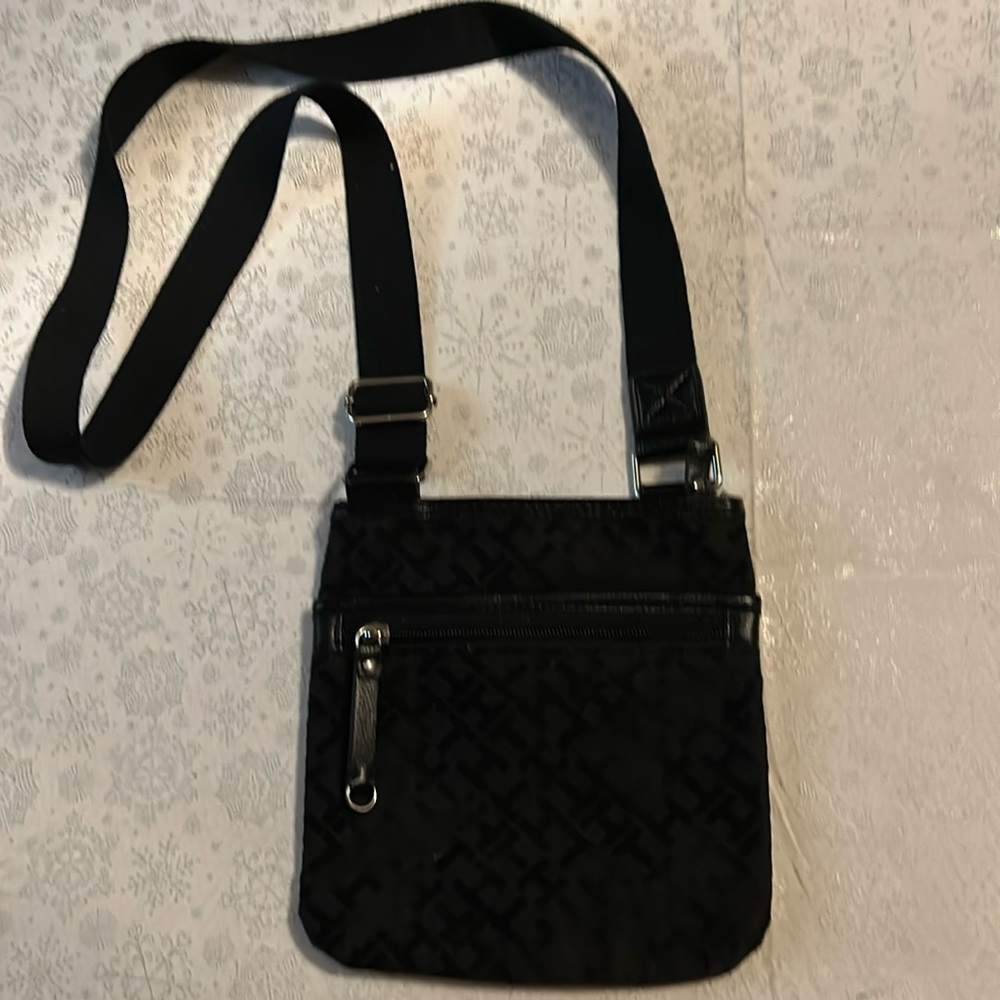 Tommy Hilfiger crossbody